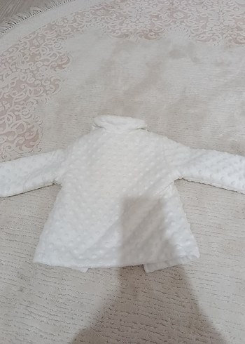 Kız Çocuk Beyaz Düğmeli Ceket - Görsel 4