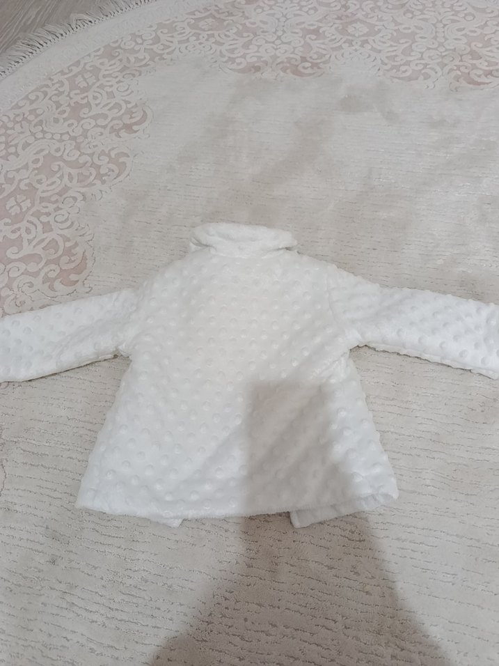 Kız Çocuk Beyaz Düğmeli Ceket - Görsel 4