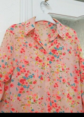 Çiçekli gömlek bluz