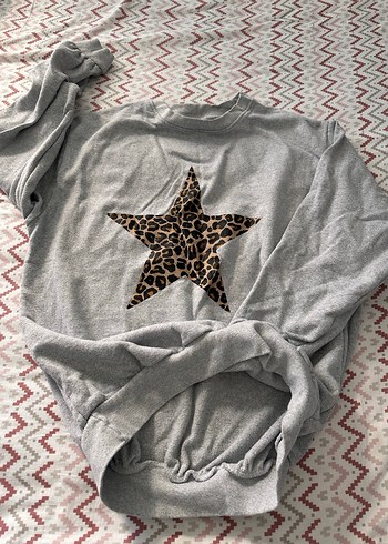 Gri Leopar Desenli Kadın Sweatshirt - Görsel 2