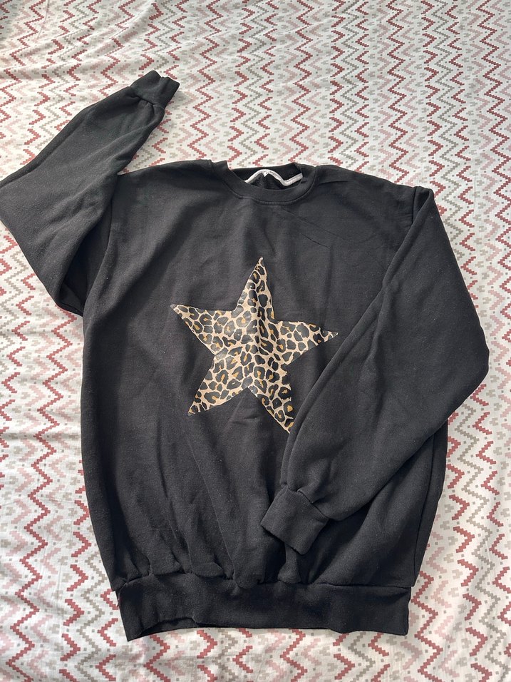 Siyah Payetli Leopar Desenli Sweatshirt - Görsel 2