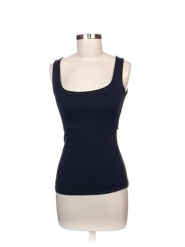 Zara T-shirt %70 İndirimli.