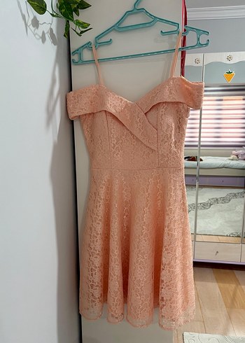 Abiye Pembe Straplez Dantel Mini Abiye Elbise