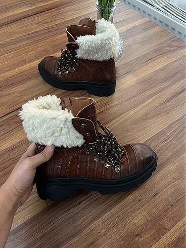 38 Beden Nine west