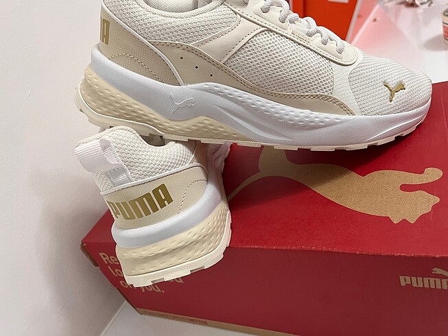 40 Beden ten rengi Renk Puma spor ayakkabı