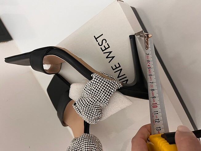 38 Beden siyah Renk Nine west topuklu terlik
