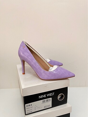 37 Beden Nine west stiletto