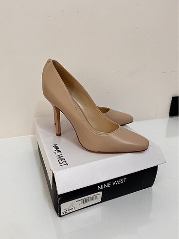 Nine west stiletto