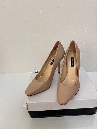 37 Beden Nine west stiletto