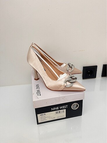 Nine West Nine west stiletto