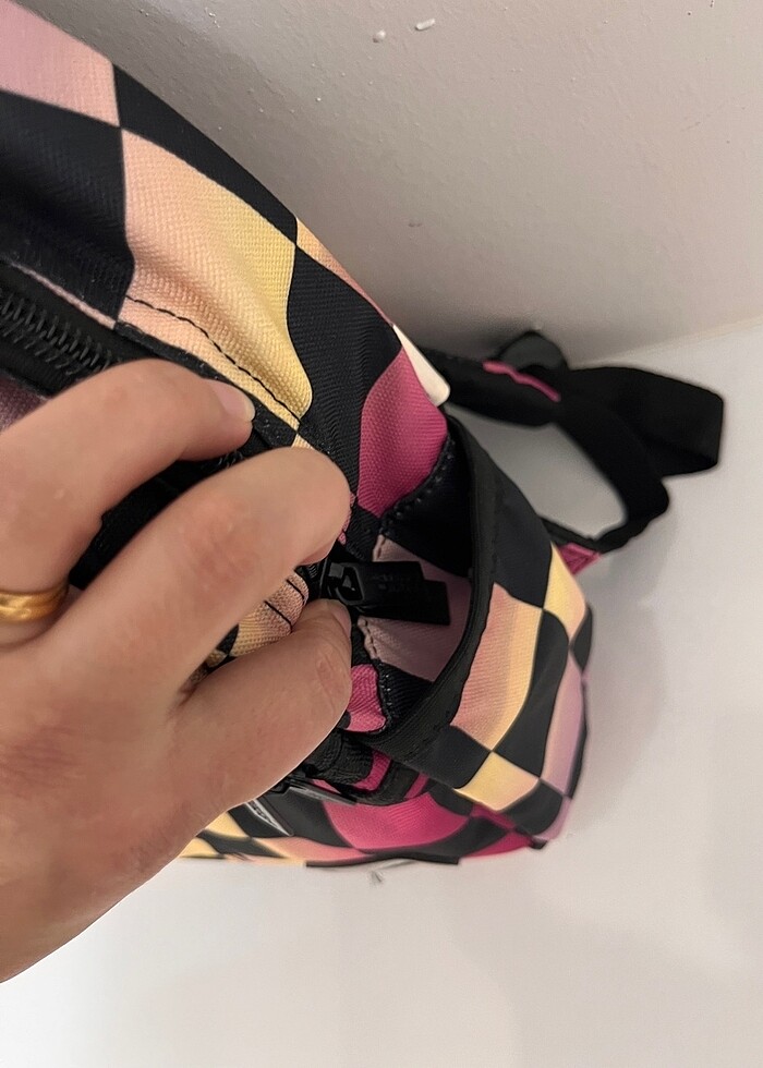 Okul çantası - Görsel 4