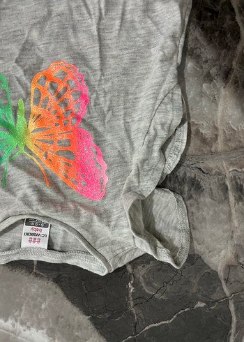 Kız Çocuk Gri Uzun Kollu Kelebek Baskılı Tişört - Görsel 5