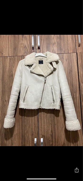 Bershka viral biker mont