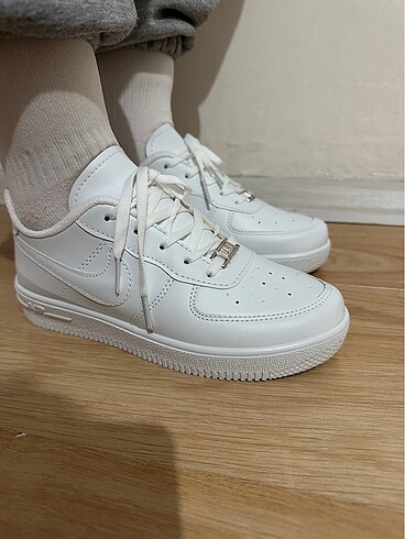 Nike nike air force kadın ayakkabı sıfır