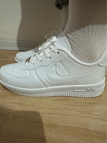 39 Beden beyaz Renk nike air force kadın ayakkabı sıfır