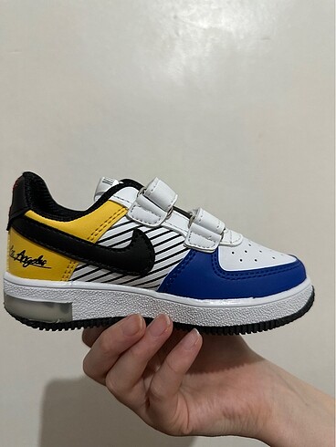 nike ışıklı çocuk ayakkabısı