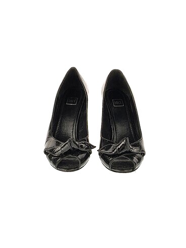 37 Beden inci Stiletto %70 İndirimli.