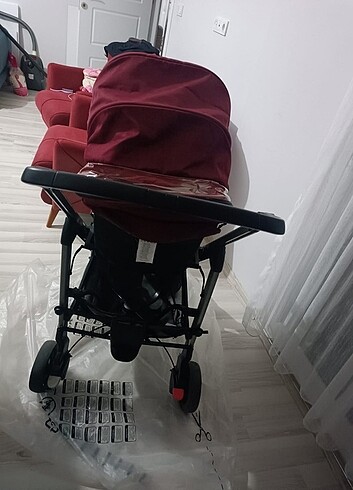 Bebek arabasi ve puset