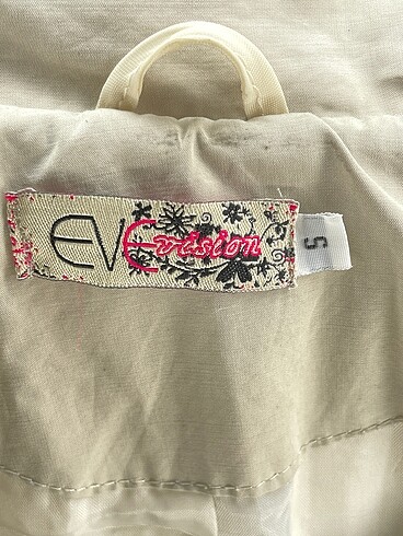 s Beden çeşitli Renk Vintage Love Trenchcoat %70 İndirimli.