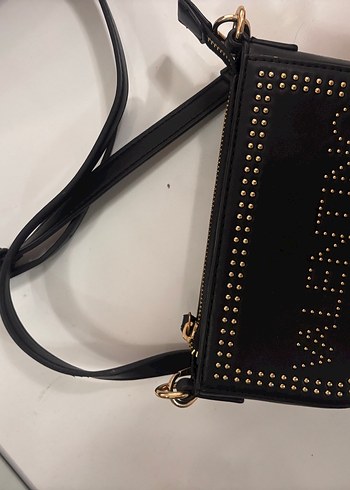 Valentino Zincir Detaylı Siyah Deri Kadın Çanta