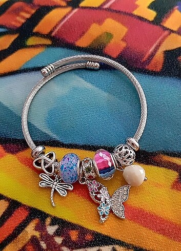 Pandora 