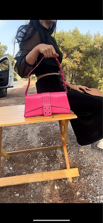 Barbie kol çantası