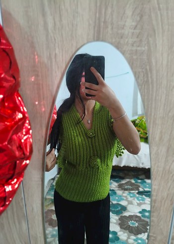 Yeşil V Yaka Kolsuz Triko Süveter - Görsel 3