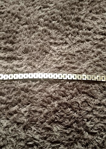 Altın Renk Zincir Detaylı Minimalist Bileklik - Görsel 2