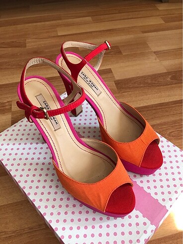 37 Beden Zara platform topuk sandalet