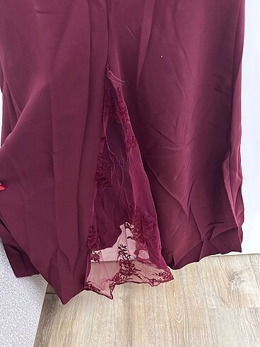 l Beden bordo Renk Abiye elbise