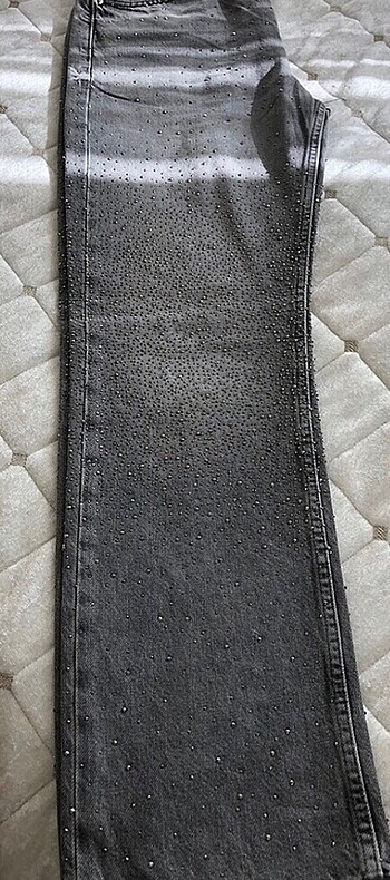 34 Beden gri Renk Zara Parlak Taşlı Jean