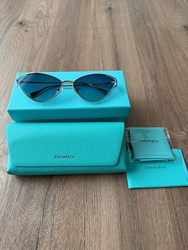 Tiffany Güneş Gözlüğü