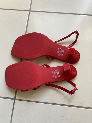 Bershka Bershka topuklu sandalet