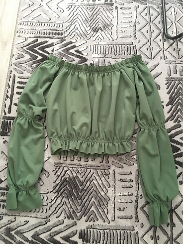 Mint yeşili kayık yaka crop