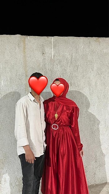 Kırmızı saten abiye