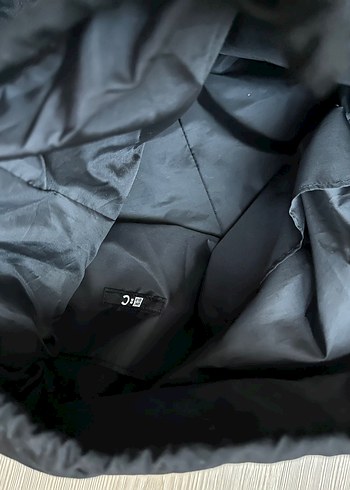 Uniqlo Omuz Çantası - Görsel 3