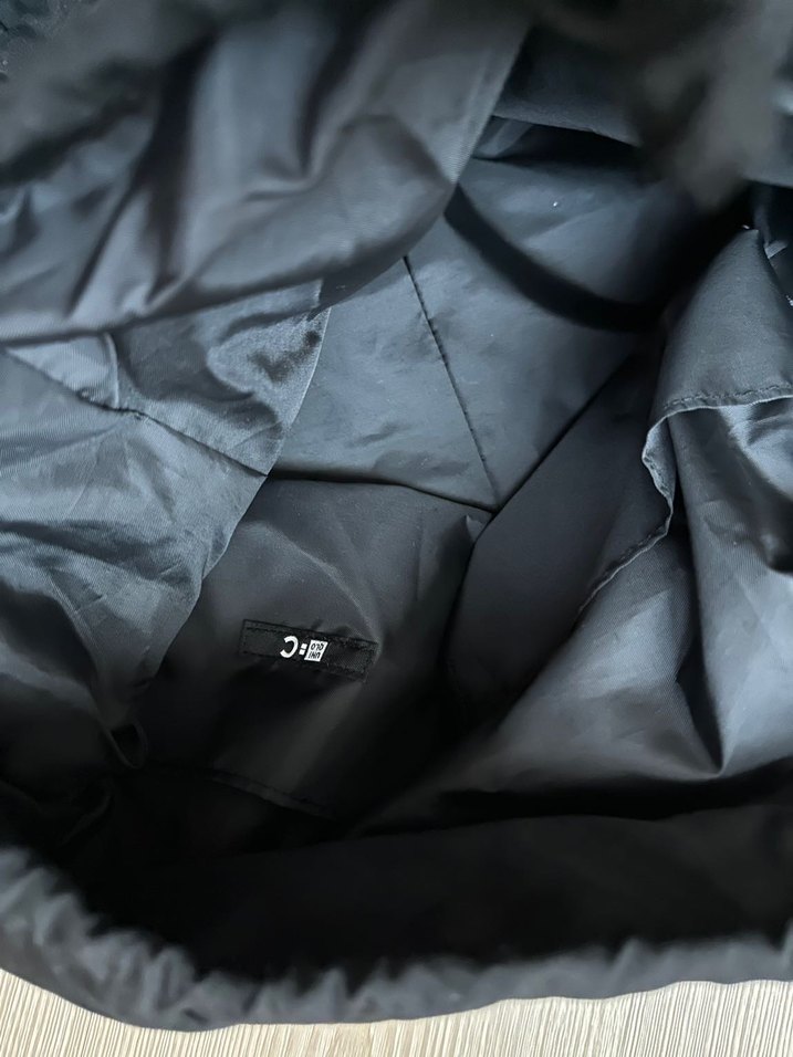 Uniqlo Omuz Çantası - Görsel 3