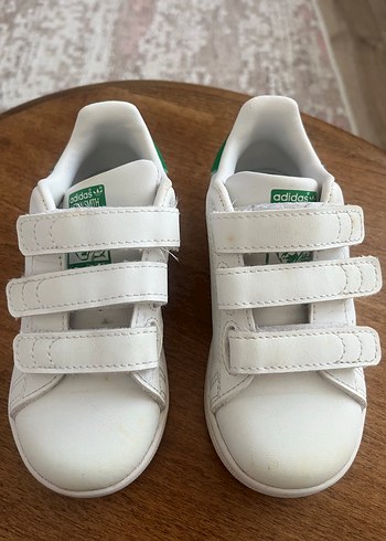 25 Beden Adidas Stan Smith Çocuk Ayakkabısı