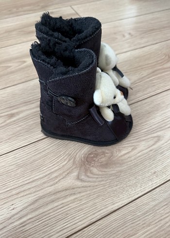 24 Beden Erkek Çocuk Siyah Peluş Ayıcık Detaylı Terlik