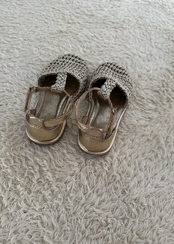 Zara Kız Çocuk Bej Örgü Bohem Sandalet