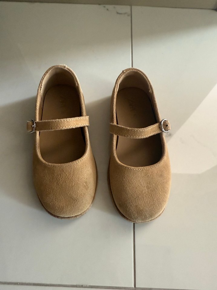 Kız Çocuk Bej Süet Tokalı Babet - Görsel 2