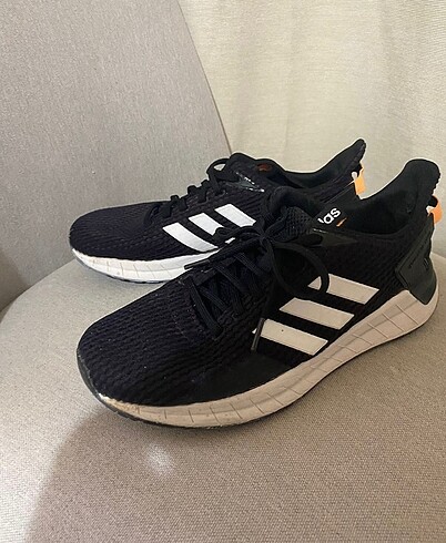41 Beden siyah Renk Adidas Ayakkabı