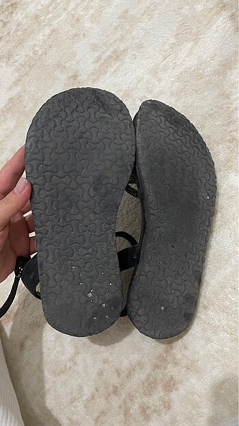 36 Beden siyah Renk Siyah taşlı sandalet