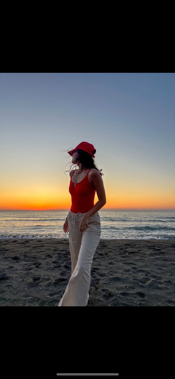 Parlak Kırmızı İnce Askılı Kadın Mayo - Görsel 2