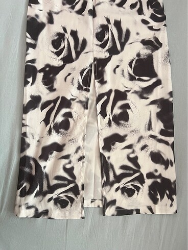 xs Beden beyaz Renk Bershka straplez elbise