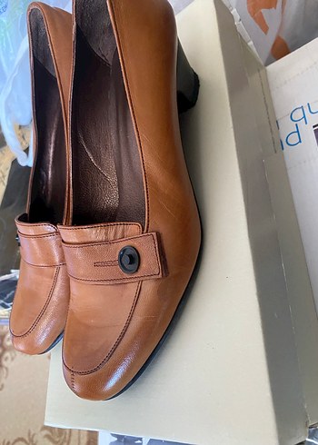 Deri Topuklu Ayakkabı - Görsel 3