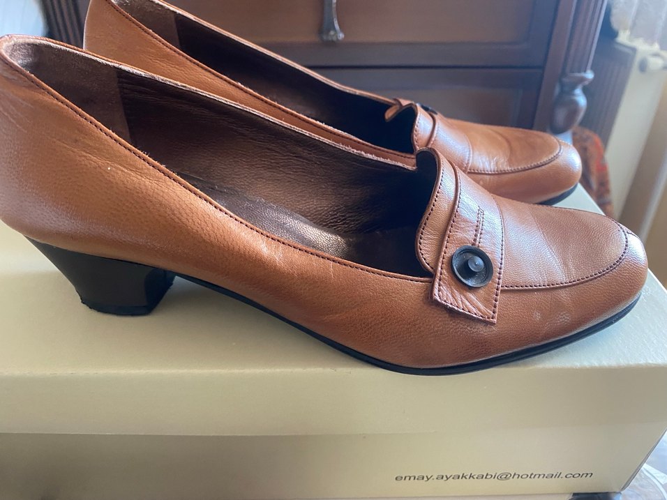 Deri Topuklu Ayakkabı - Görsel 2