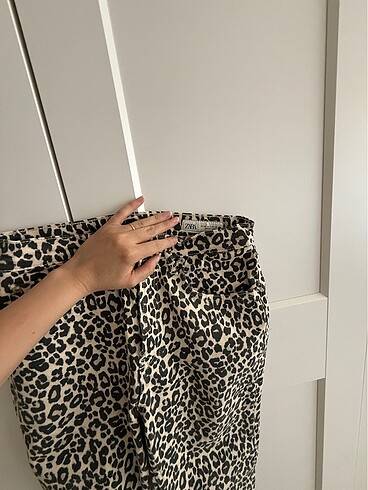 s Beden Zara leopar flare jean