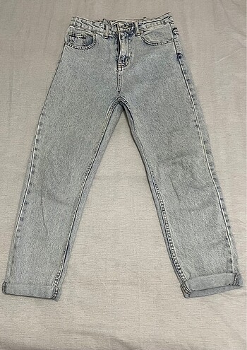 MOM JEAN