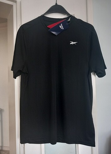 REEBOK M BEDEN TSHIRT